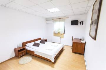 Фото номера Двухместный номер с 1 кроватью Отель Motel Te Klimaty г. Челядзь 3
