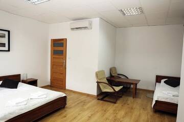 Фото номера Трехместный номер Отель Motel Te Klimaty г. Челядзь 3
