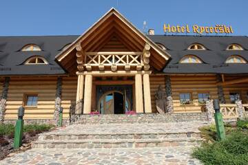 Фото Отель Hotel Rycerski г. Челядзь 5